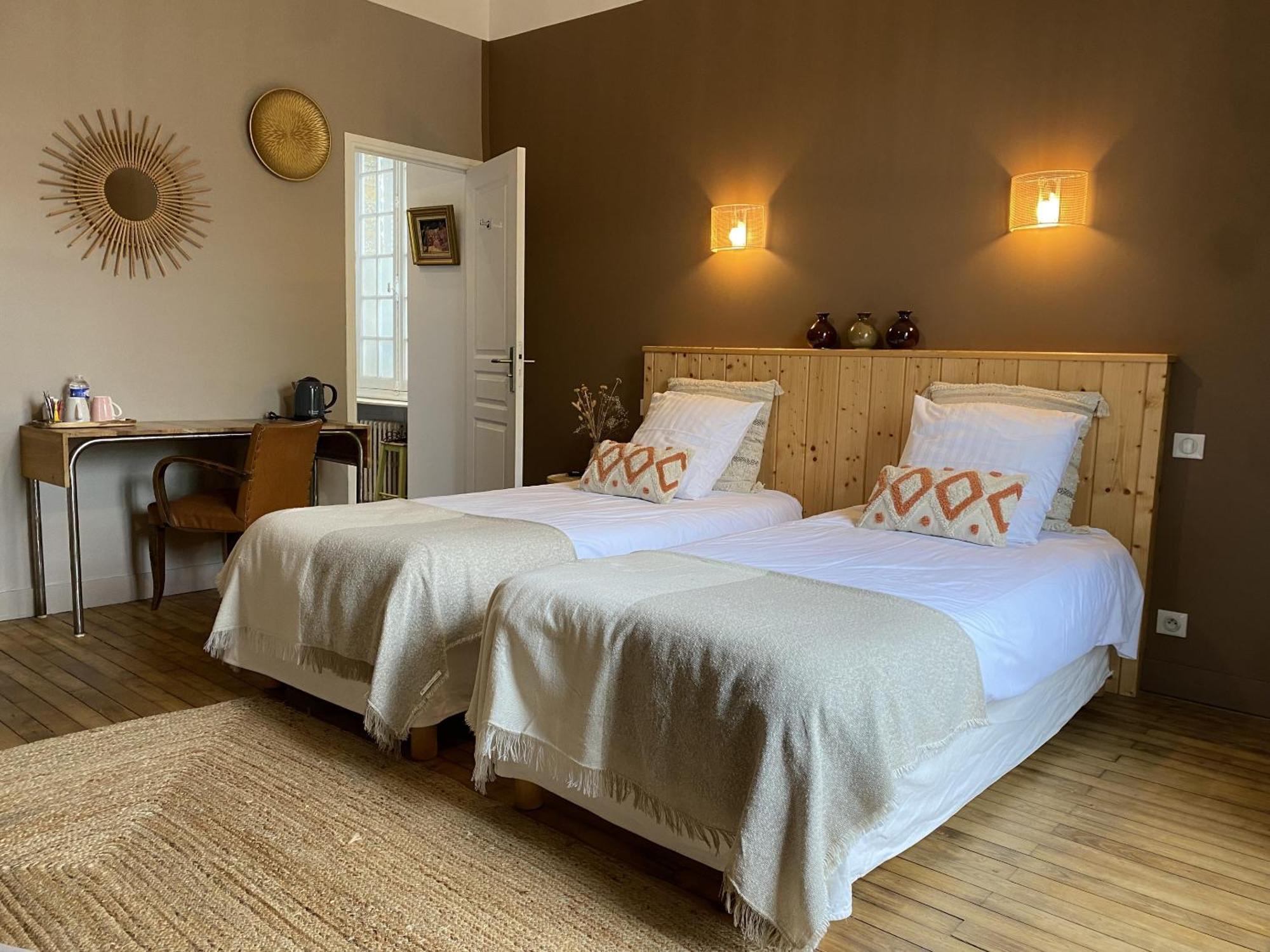 Bed and Breakfast Le 14 St Michel Josselin Zewnętrze zdjęcie